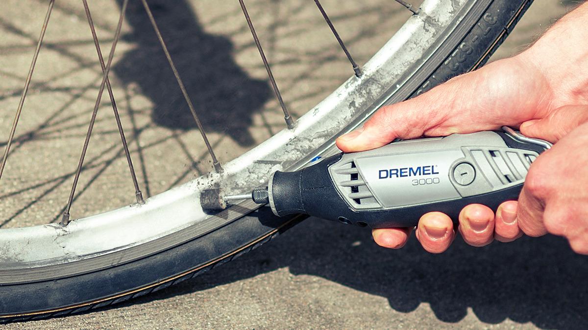 DREMEL ® 3000 MULTIFUNCTIONAL TOOL (3000-15)