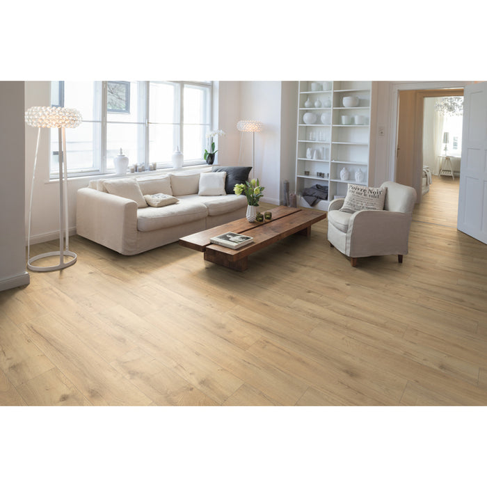 LAMINATED PARQUET EGGER NATURAL LODGE OAK EL2076, 8.00 mm, 32/AC4, CHAMBER