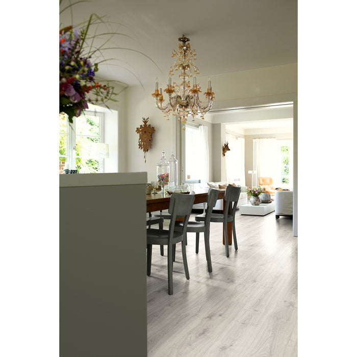 LAMINATED PARQUET EGGER OAK ZERMAT H2023, 10.00 mm, 32/AC4, CHAMBER