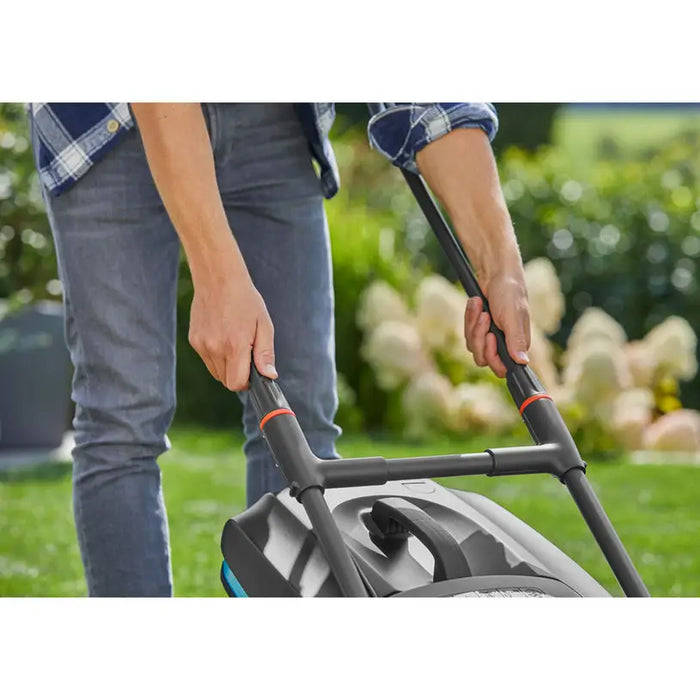 ELECTRIC MOWER GARDENA POWERMAX 37/1800 G2 1800 W MOWING WIDTH 37.00 cm MAX. MOWING HEIGHT 65 mm - Електрически