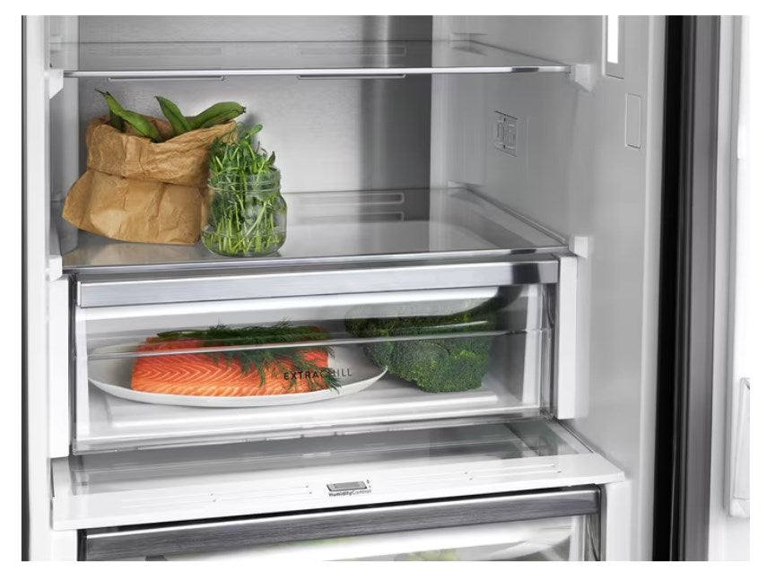 Refrigerator-freezer ELECTROLUX LNT7ME36K2