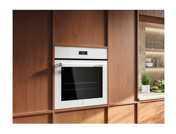 ELECTROLUX LOE8F38V oven