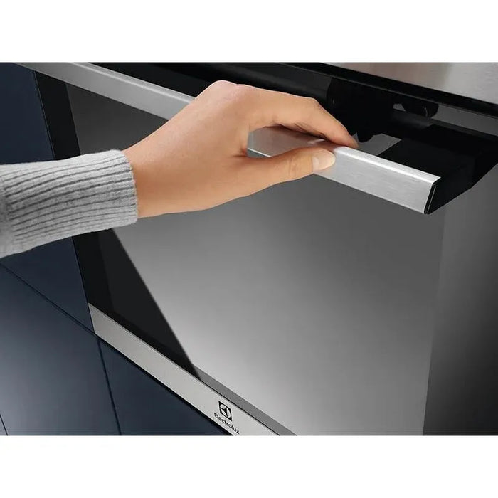 Built-in oven Electrolux EOF3H40BX