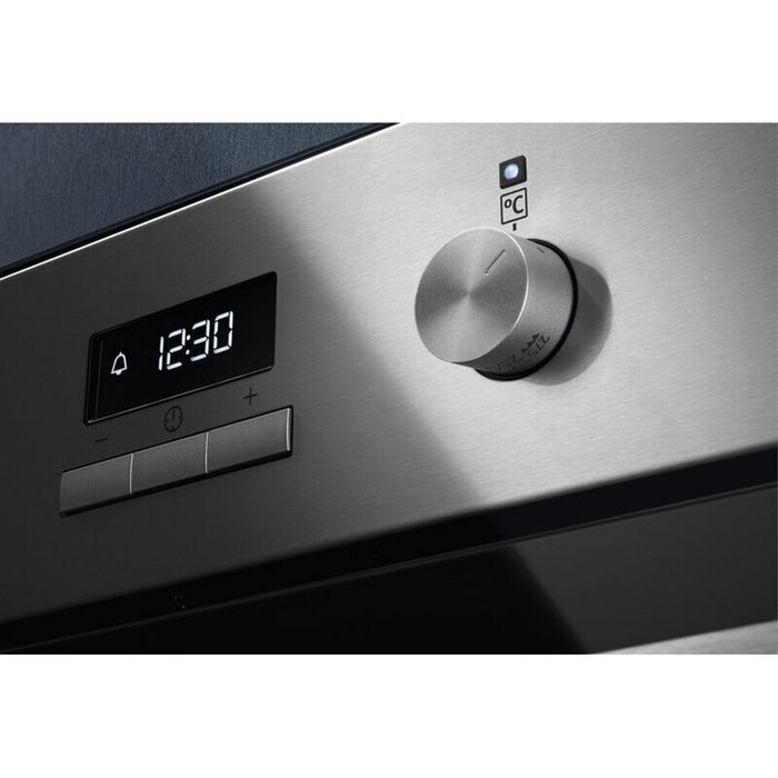 Built-in oven Electrolux KOD3H70X(ST), 72 L, Push buttons, A, Water cleaning