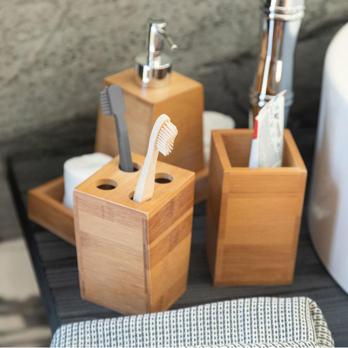 BAMBOO ESSENTIALS ACCESSORIES SET