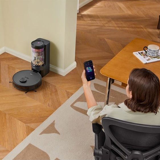 Robot vacuum cleaner Eureka E20 Plus