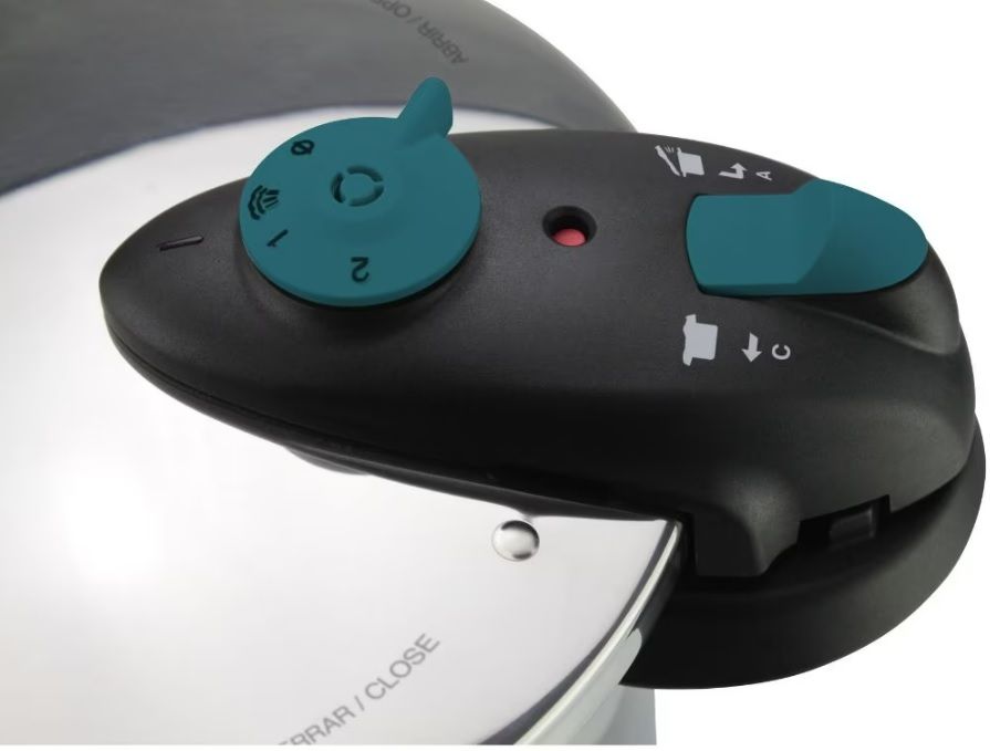 FAGOR Future Step 4+6L pressure cooker set
