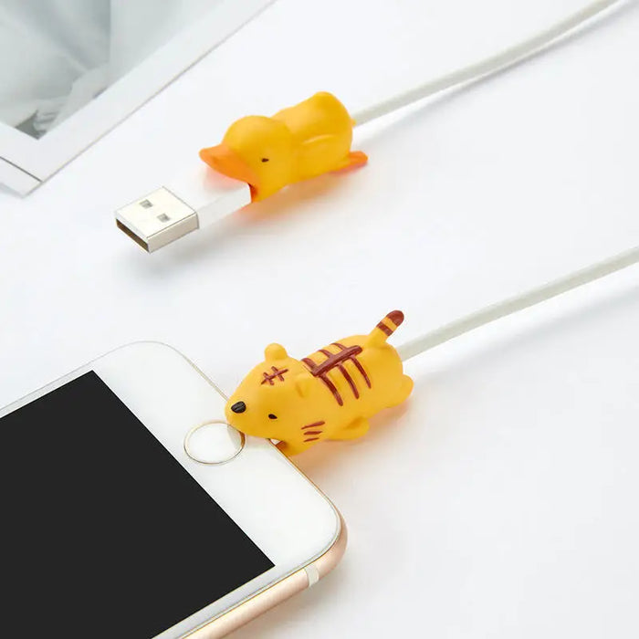 Fish-shaped phone cable cover - Other cell phone equipment<<<HurtelXML