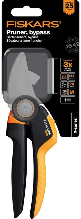 FISKARS SCISSOR PRUNING SHEARS X-SERIES M P921