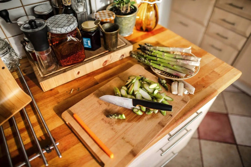 FUNCTIONAL FORM SMALL COOKING KNIFE