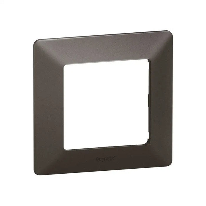 FRAME SINGLE GRAPHITE LEGRAND VALENA LIFE - Ключове и контакти<<<Електроматериали<<<Praktiker&&&Ключове и