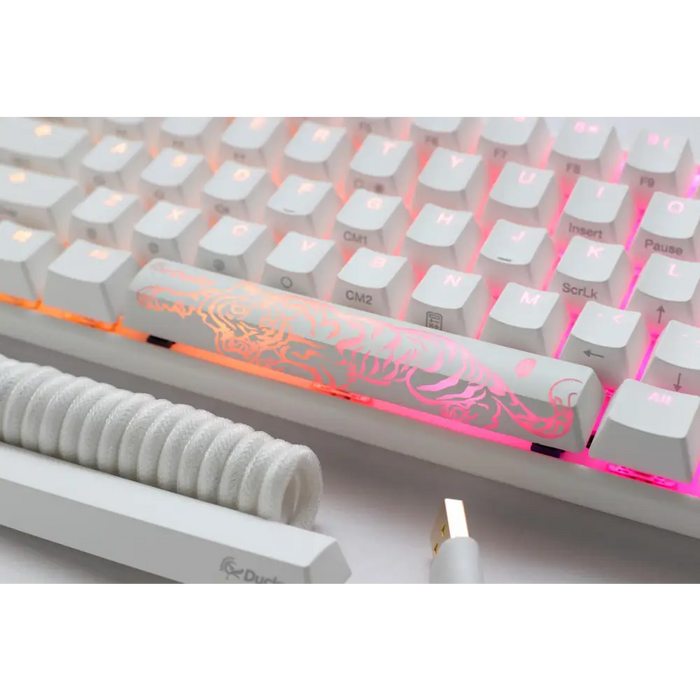Gaming Mechanical Keyboard Ducky One 3 Pure White SF 65% Hotswap Cherry MX Clear RGB PBT Keycaps - Геймърски