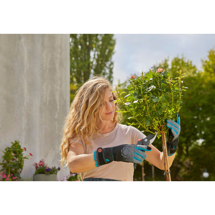 GARDEN GLOVES FOR PICKY PLANTS GARDENA 8/M