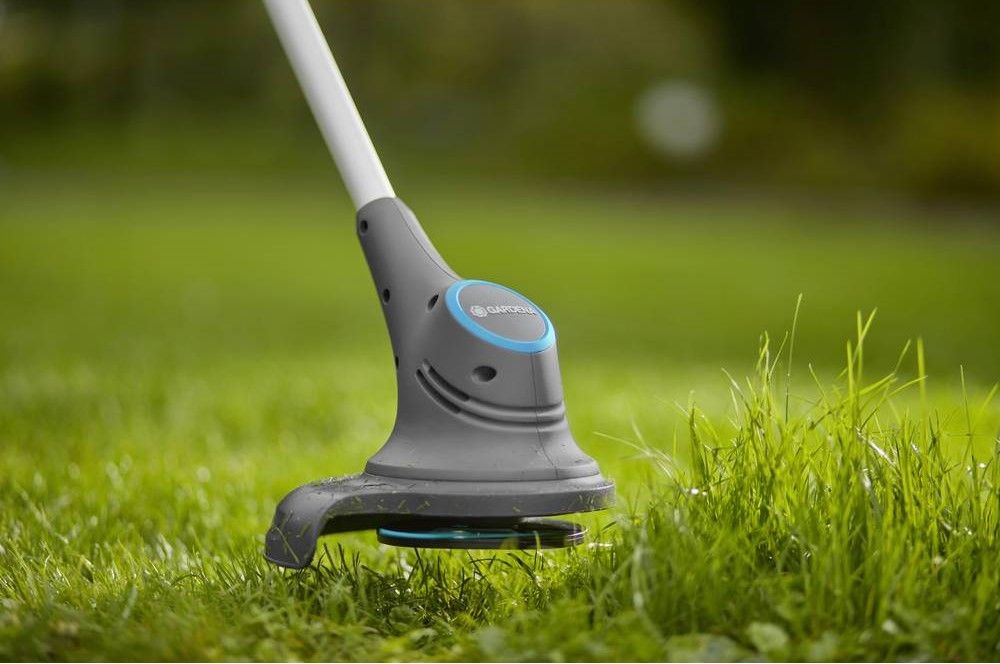 BATTERY TRIMMER GARDENA SMALLCUT 23/18 P4A 18 V, WITHOUT BATTERY AND CHARGER, CUTTING WIDTH 23.00 cm