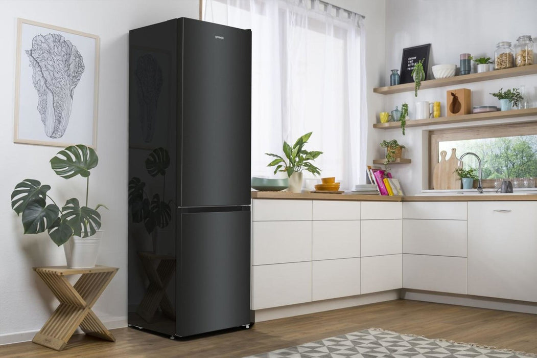 Gorenje NRK6202EBXL4 fridge-freezer Freestanding 331 L E Black