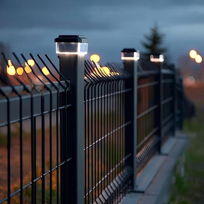 GreenBlue GB128 LED Fence Post Solar Lamp 100*100 with Dusk Sensor