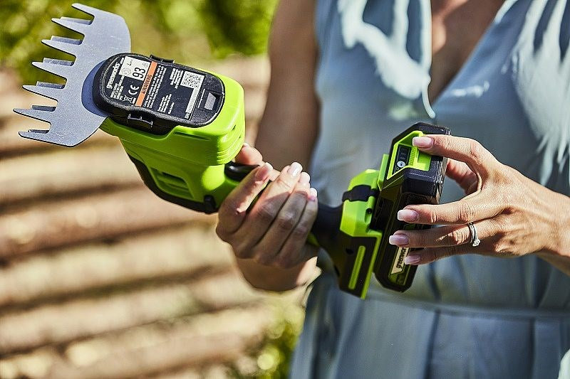 Grass and hedge trimmer 24V 2Ah Greenworks G24SHTK2 - 1600607VA