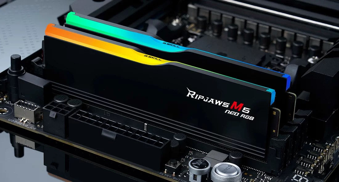G.Skill Ripjaws M5 RGB F5-6000J3038F16GX2-RM5NRK memory module 32 GB 2 x 16 GB DDR5 6000 MT/s