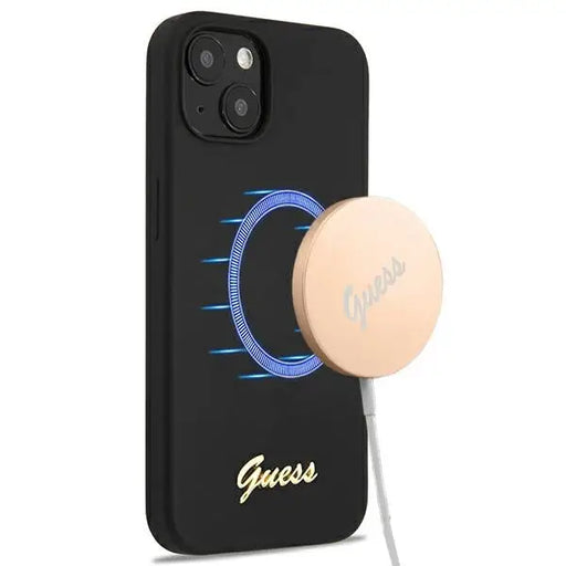 Guess GUHMP13MLSLMGBK iPhone 13 6.1’’ black/black hardcase Silicone Script Gold Logo Magsafe - Cell phone cases