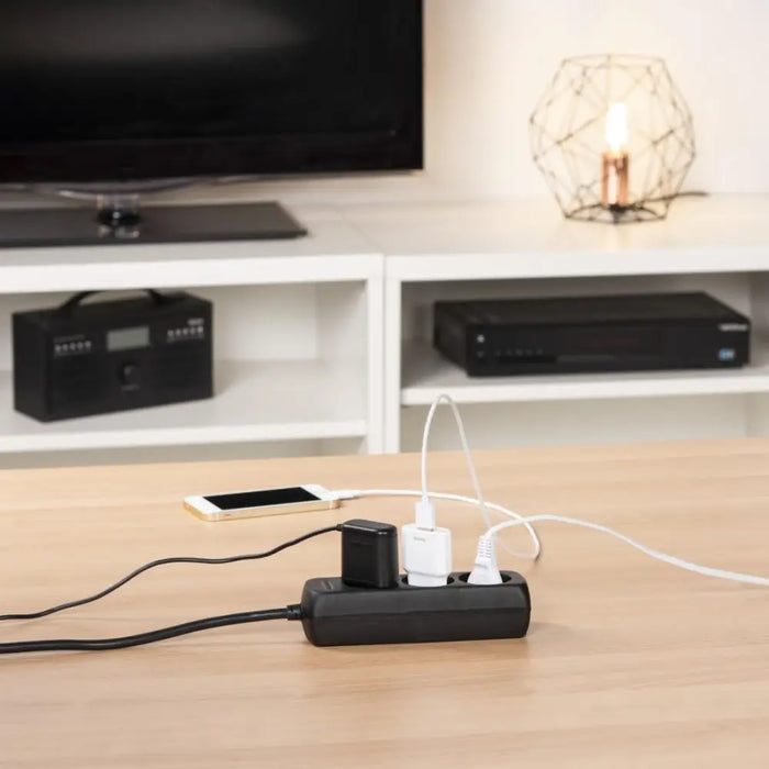 HAMA 3-socket power strip 30391 - Разклонители<<<Продукти за дома<<<ValiAPI&&&Разклонители<<<Други<<<Спорт и свободно