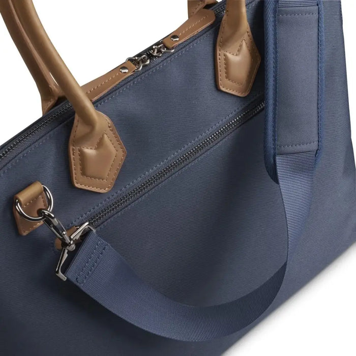 Hama laptop bag ’Fabulous’ 15.6’’- 16.2’’ 217245 - Чанти за лаптопи<<<Лаптопи таблети и