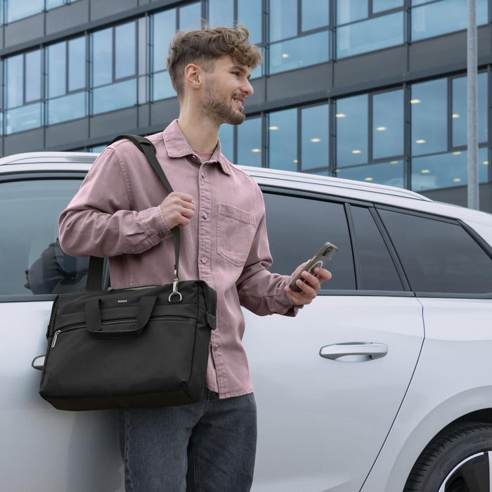 HAMA Laptop Bag "Ultimate", 40 - 41 cm (15.6" - 16.2"), black