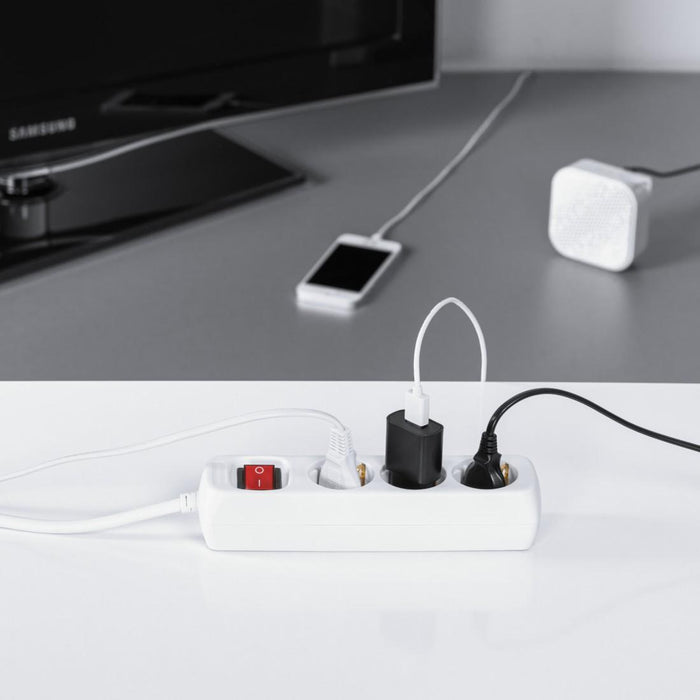 Power strip HAMA 30535 3 sockets, 3m, white with on/off button, child protection