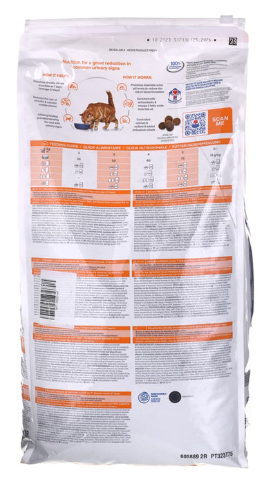 HILL'S PRESCRIPTION DIET Feline c/d Urinary Care Multicare Dry cat food Chicken 8 kg