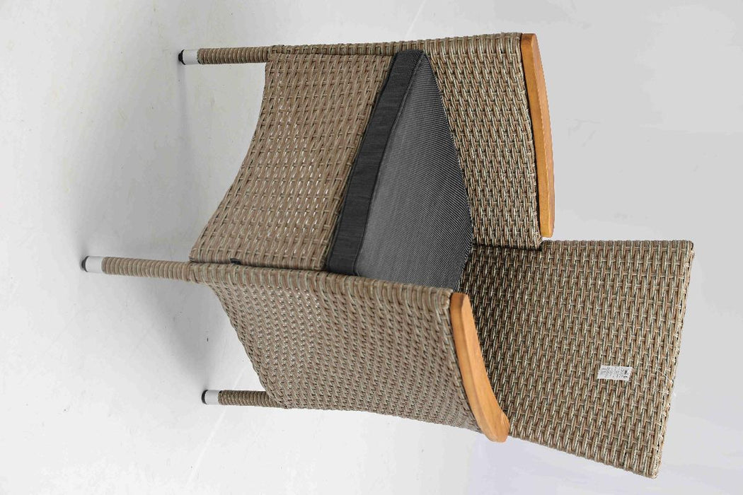 BIRMINGHAM RATTAN SET OF 6 CHAIRS AND TABLE