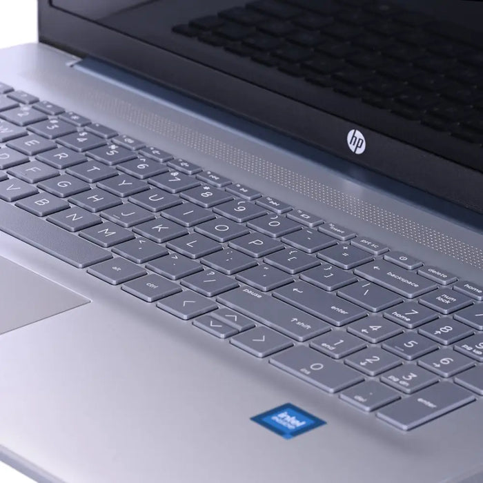 HP 17-CN3013DS Intel® N N200 Laptop 43.9 cm (17.3’’) HD+ Touchscreen 8 GB DDR4 256 GB SSD Wi-Fi 6 (802.11ax) Windows 11