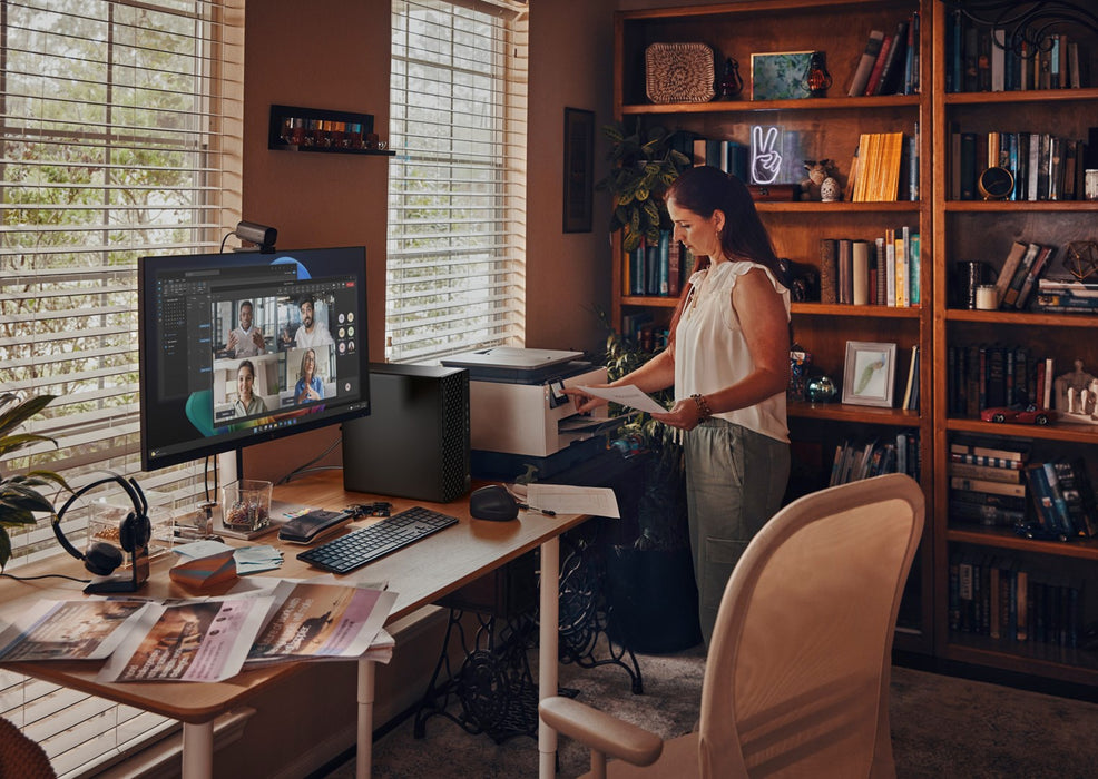 HP ProDesk 4 Tower G1i Desktop AI PC Intel Core Ultra 5 225 16 GB DDR5-SDRAM 512 GB SSD Windows 11 Pro Black