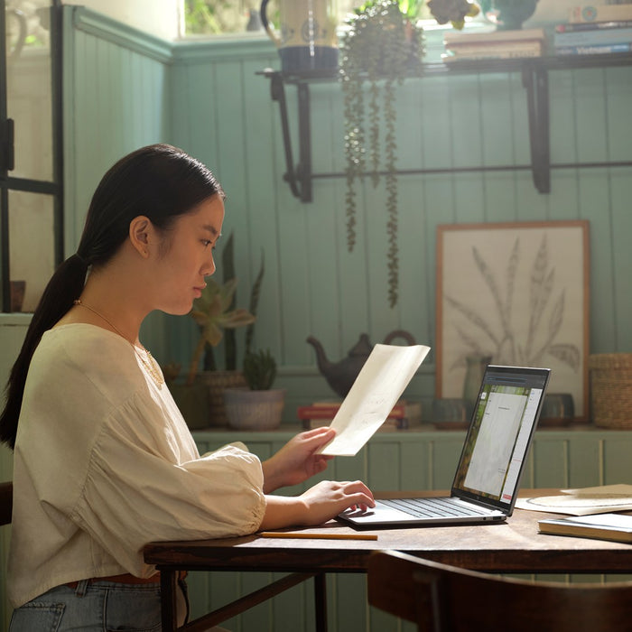 HP ENVY x360 14-fa0016nw AMD Ryzen™ 7 8840HS 2-in-1 Laptop 35.6 cm (14") 2K Touchscreen 16 GB LPDDR5 SDRAM 512 GB SSD Wi-Fi 7 (802.11be) Windows 11 Home AI PC Silver