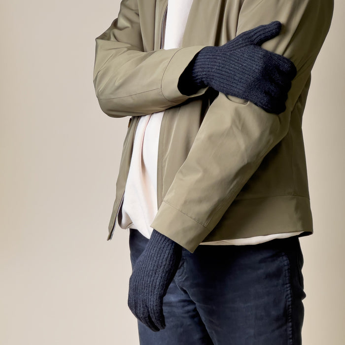 Braided telephone gloves with cut-outs for fingers - black