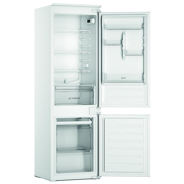 Built-in refrigerator with freezer Indesit INC18D021A1, 268 l, E, Static, Yes