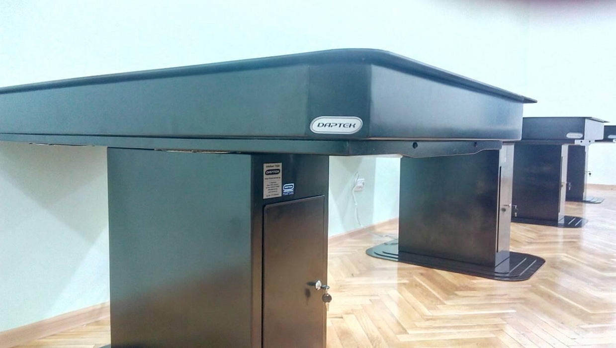 InfoDart T555 interactive table
