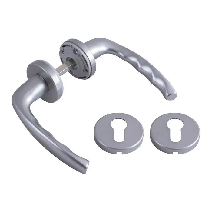 INTESA NEW YORK DOOR HANDLE - Обков за врати<<<Обков<<<Мебели и интериор<<<Praktiker&&&Обков за врати<<<Врати и