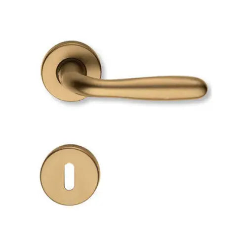 INTESA ROMA DOOR HANDLE - Обков за врати<<<Обков<<<Мебели и интериор<<<Praktiker&&&Обков за врати<<<Врати и
