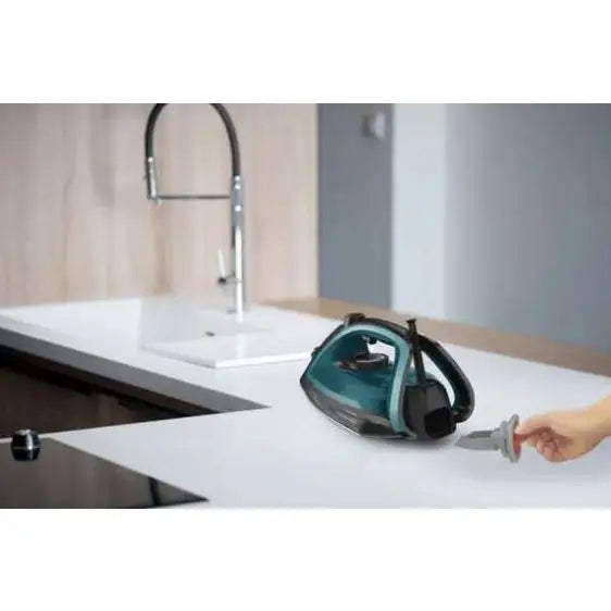 Iron TEFAL Ultragliss Plus FV6832E0 - Ютии<<<Уреди за гладене<<<Малки електроуреди<<<TechnoMix&&&Последни бройки<<<Едра