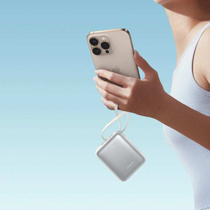 Joyroom JR-PBF27 10000mAh 22.5W Powerbank with Built-in USB-C and Lightning Cables - White