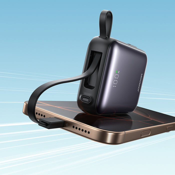 Joyroom JR-PBF27 10000mAh 22.5W Powerbank with Built-in USB-C and Lightning Cables - Black
