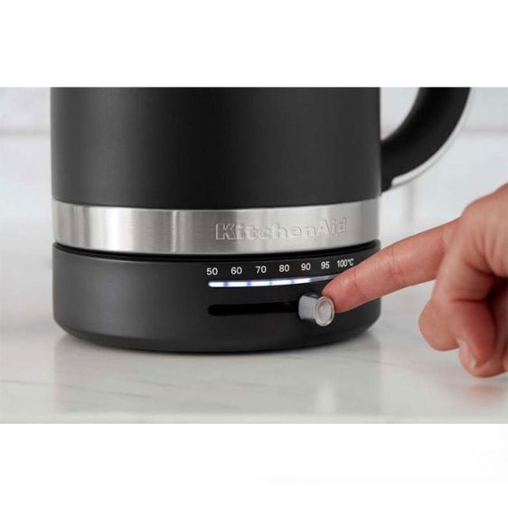 Electric kettle KitchenAid 5KEK1701EER Empire Red