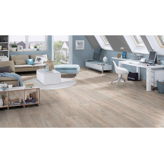 LAMINATED PARQUET KRONO ORIGINAL OAK COLORADO 5543, 8.00 mm, 32/AC4, CHAMBER