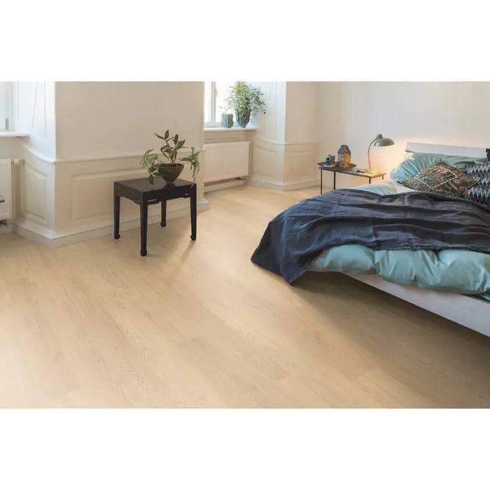 LAMINATED PARQUET EGGER WHITE OAK MATERA EL2974 8.00 mm 32/AC4 - Паркет<<<Паркет и елементи за монтаж<<<Подови и стенни