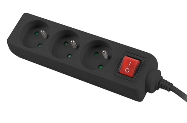 Lanberg power strip 1.5m, 3 sockets, french with circuit breaker quality-grade copper cable, black