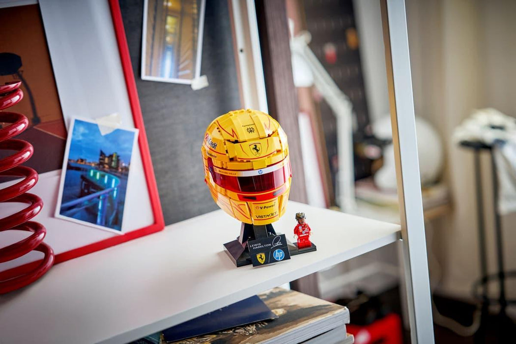 LEGO Editions Scuderia Ferrari HP Lewis Hamilton Helmet (43022)