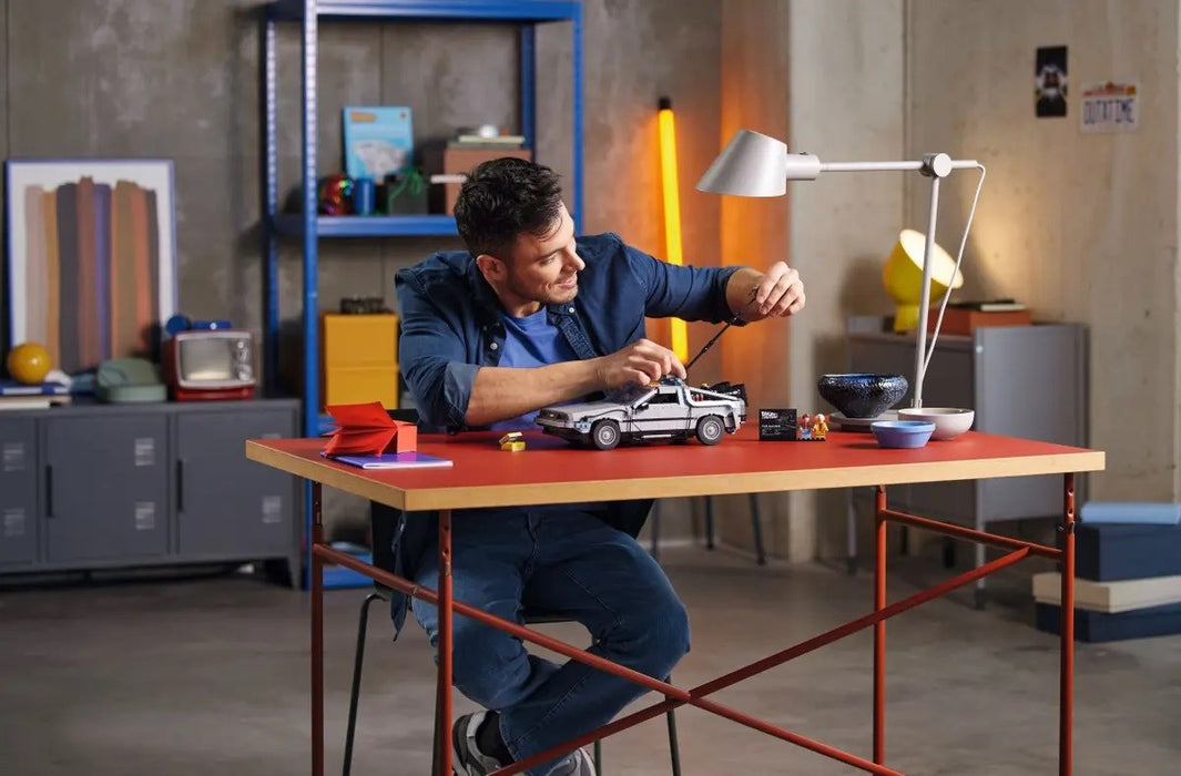 LEGO ICONS 10300 TIME MACHINE FROM BACK TO THE FUTURE