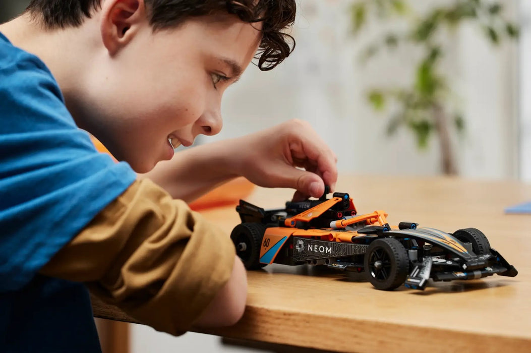 LEGO Technic - NEOM McLaren Formula E Race Car - 42169