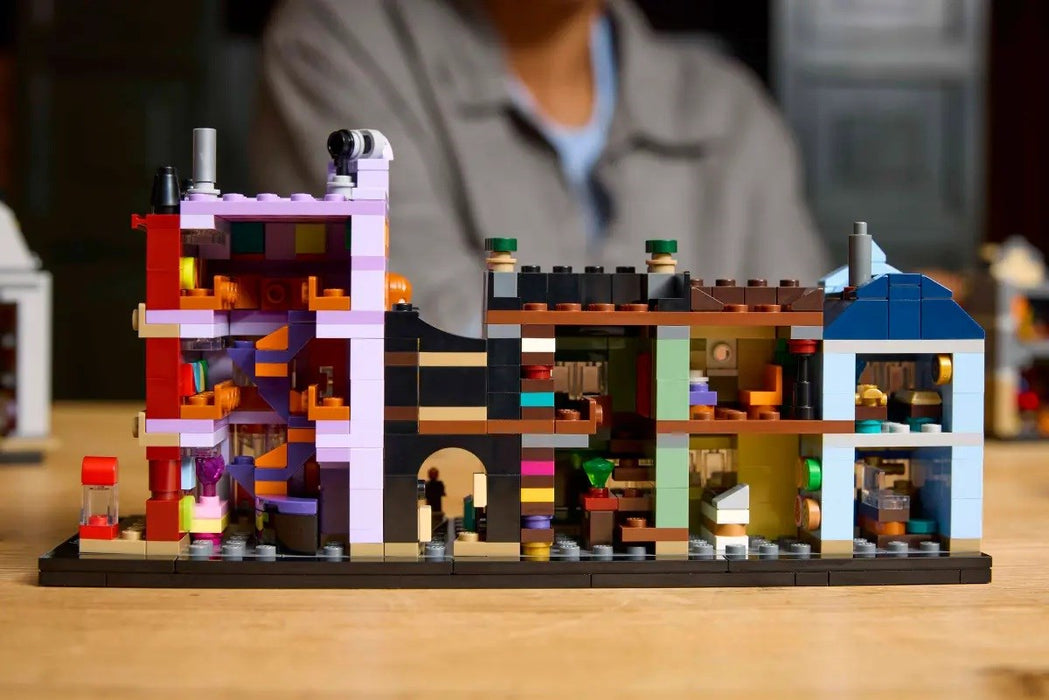 LEGO HARRY POTTER 76444 Diagon Alley Wizarding Shops