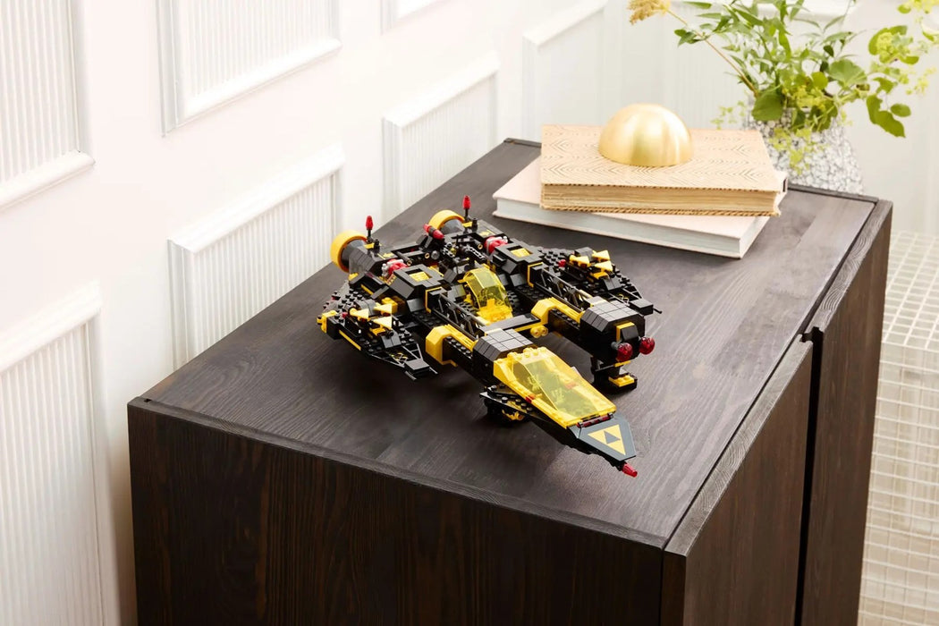 LEGO ICONS 10355 Blacktron Renegade