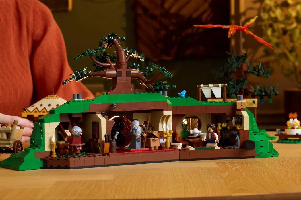 LEGO ICONS 10354 The Lord of the Rings: Shire